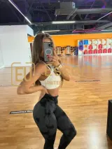 Evelisse, ve věku 27 let, hvězda filmů pro dospělé an eskort ve městě Dubaj — fotka 11