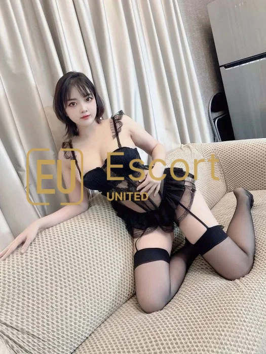 Réservez Lucky, escorte de 25 ans à Abou Dhabi — photo 3