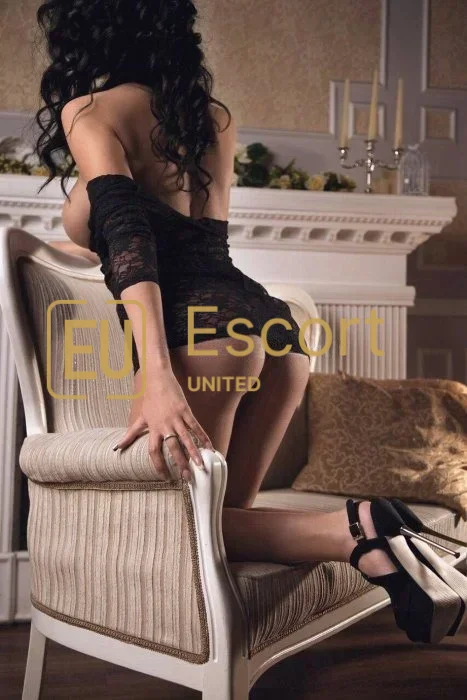Julia, Dubai konumunda kadın eskort, BAE — fotoğraf 15