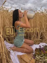 Dubai konumunda eskort Julia (29) — fotoğraf 3