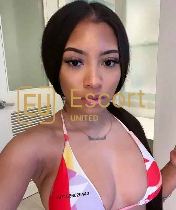Lily, Escort-Dame in Abu Dhabi — Foto 2
