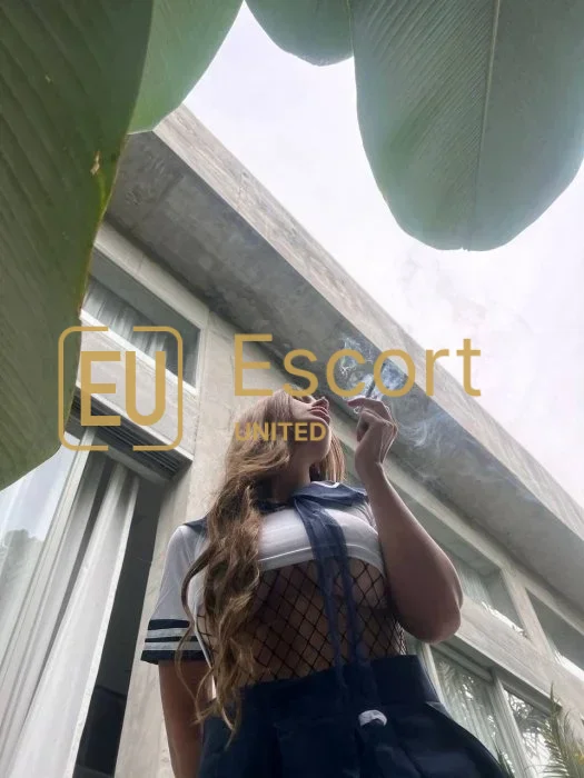 Olesya, 24, vrouwelijke escort in Dubai — foto 3