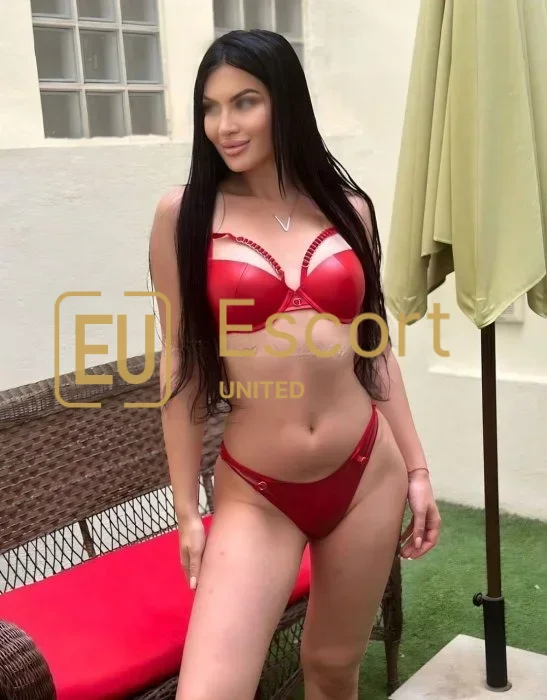 Vanessa, 27, escorte féminine à Dubaï — photo 6