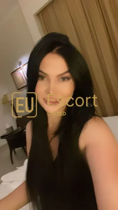Vanessa, accompagnatrice de 27 ans à Dubaï — photo 2