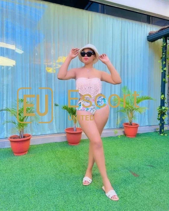 Abu Dabi eskort Summy, 27 — fotografija 1