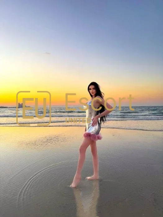 Nicole, 22, eskort devojka u Dubai — fotografija 4