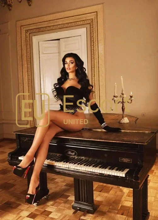 Dubai eskort Nicole — fotografija 6