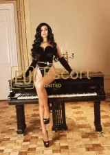 Eskort devojka Nicole sa sedištem u Dubai — fotografija 2
