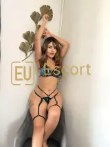 Escort girl Darlin based in Dubai, 28 years old — photo 7