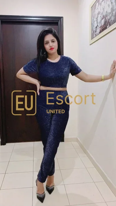 Kriti, Abu Dabi konumunda eskort kız, BAE — fotoğraf 3