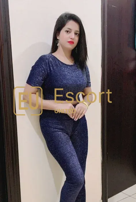 Kriti, chica escort en Abu Dabi
