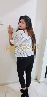 Shabnam, în vârstă de 28 de ani, însoțitoare în Abu Dhabi — fotografia 4