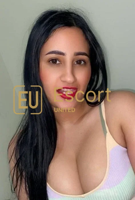 Rencontrez Farah, fille d'escorte à Dubaï — photo 1