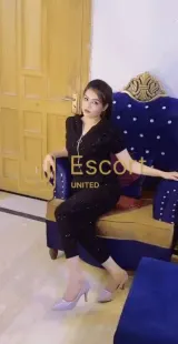 Mehak Khan, 26, escorte féminine à Dubaï — photo 8