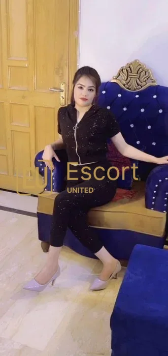 Mehak Khan, 26, escorte féminine à Dubaï — photo 2