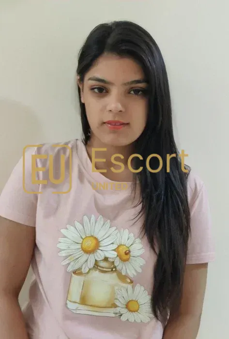 Aditi, dame d'escorte à Abou Dhabi, EAU