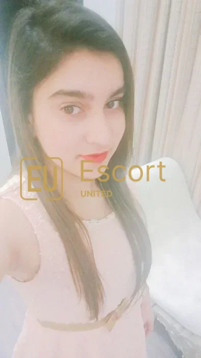 Réservez Hooriya, escorte de 28 ans à Dubaï — photo 3