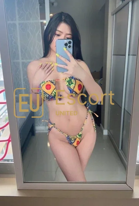 Anna, escort donna an Abu Dhabi, Emirati Arabi Uniti — foto 4