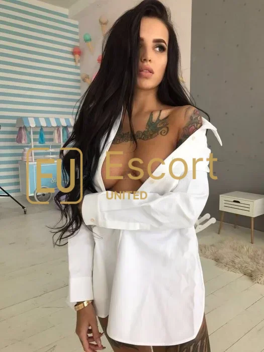 Alisa, însoțitoare în Dubai — fotografia 2