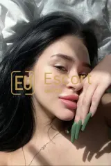 Book Kelly, a 22-year-old escort girl in Dubai — photo 7