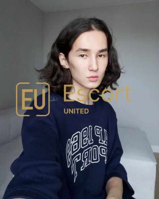 Mika, di 25 anni, escort per uomini an Abu Dhabi — foto 5