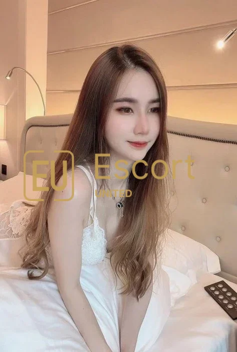 Hasadi, 25, escorte féminine à Abou Dhabi — photo 4
