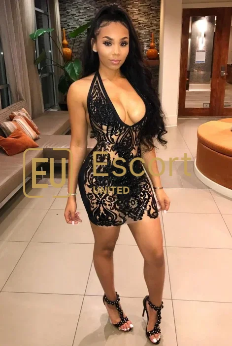 Zara, 31, escort donna a Dubai — foto 1