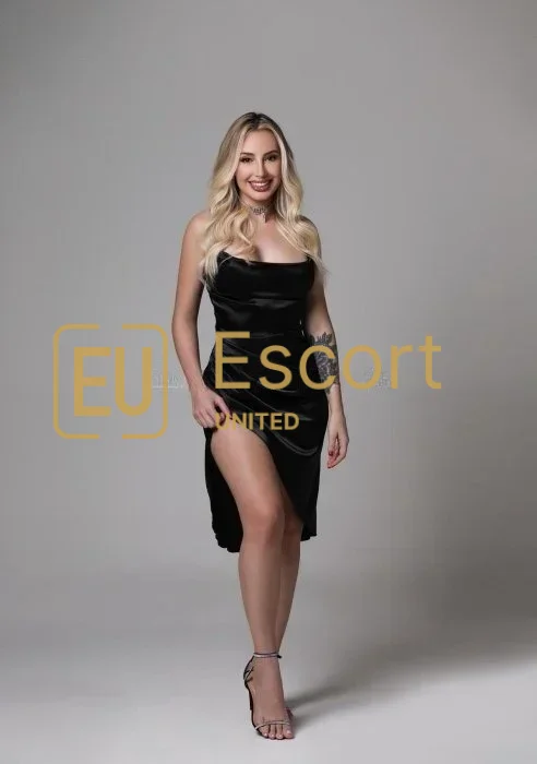 Nesty, Escort-Dame in Dubai — Foto 4