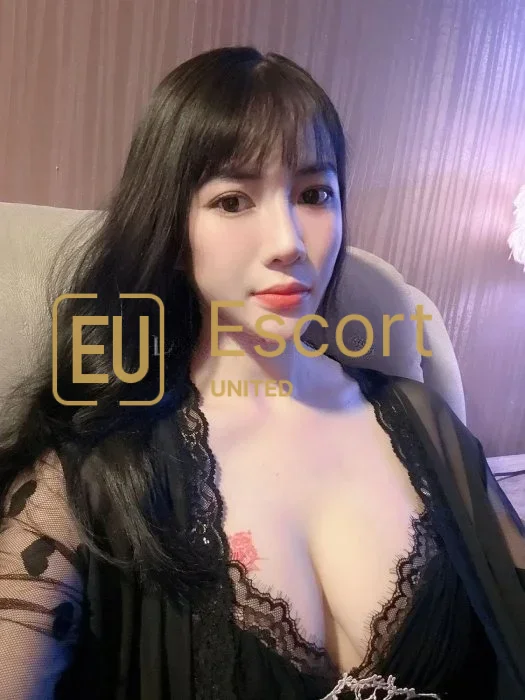 Alisia, 20, žena na eskort v Abú Dhabí — fotka 2