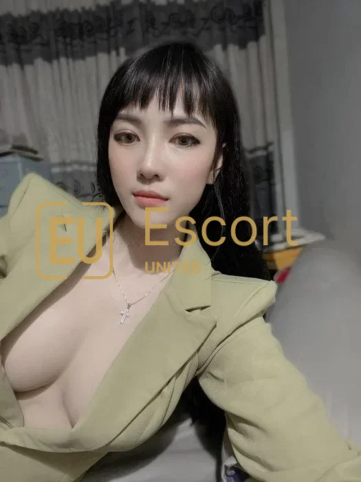 Abú Dhabí, eskort Alisia (20) — fotka 4