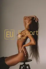 Ami, žena na eskort v Dubaj — fotka 11