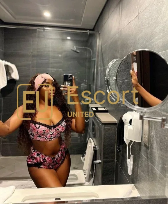 Escortă Sonia stabilită în Dubai — fotografia 3