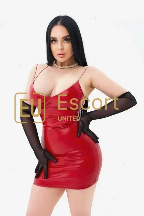Prenota Monna, di 22 anni, ragazza escort a Dubai — foto 4
