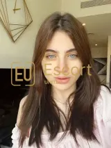 Ingrid, escort donna a Dubai, 22 — foto 9
