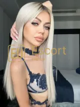 Lola, Escort-Dame in Dubai — Foto 8