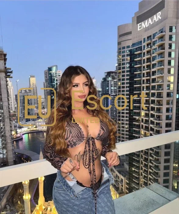 Lily, însoțitoare în Dubai — fotografia 9