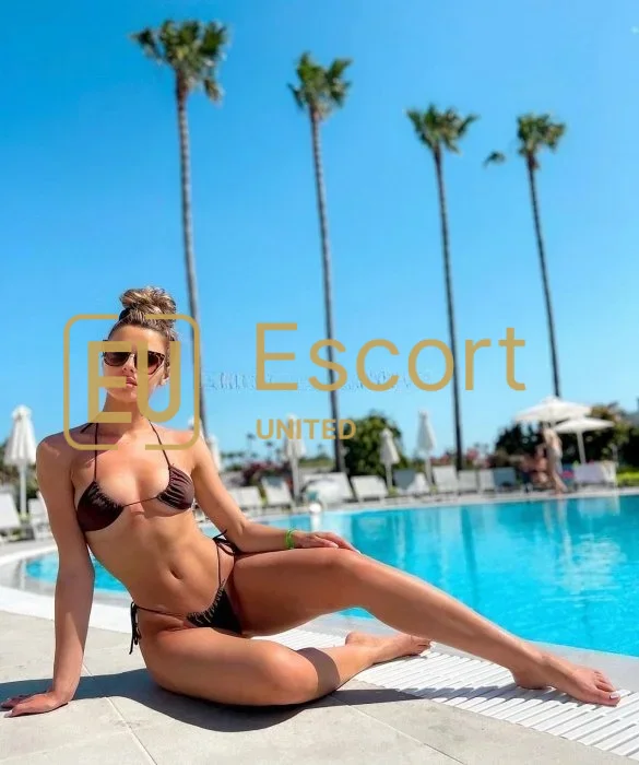Viki, vrouwelijke escort in Dubai — foto 2