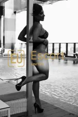 Escort-Dame Sally in Dubai, 39 Jahre alt — Foto 6