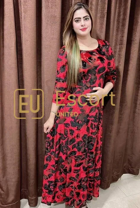 Escort Lady Archana ansässig in Abu Dhabi, 26 Jahre alt — Foto 1