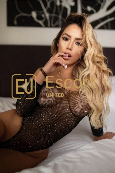 Stepphie, accompagnatrice de 29 ans à Dubaï — photo 6