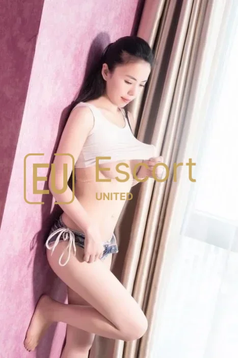 Lily, 25, vrouwelijke escort in Dubai — foto 4