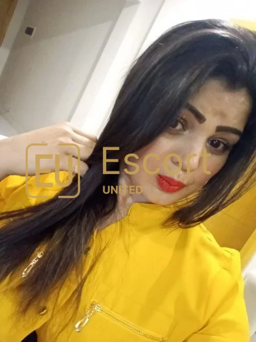 Mehak, κυρία συνοδός στην Άμπου Ντάμπι, ΗΑΕ — φωτογραφία 4