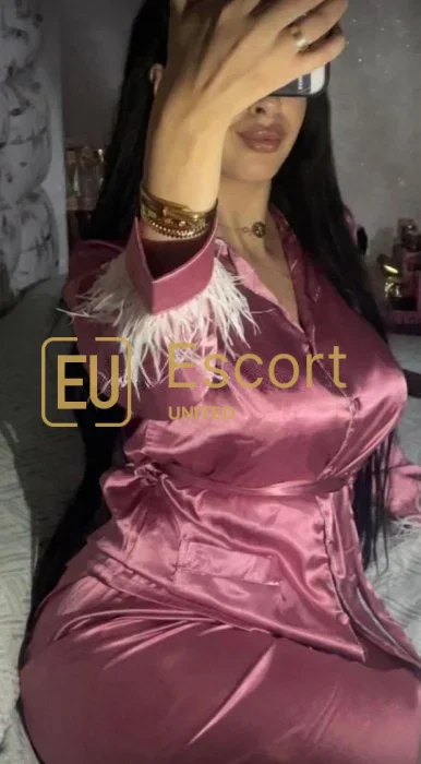 Lara, escorte féminine à Abou Dhabi — photo 2