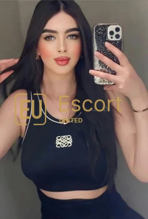 Lara, escorte féminine à Abou Dhabi — photo 4