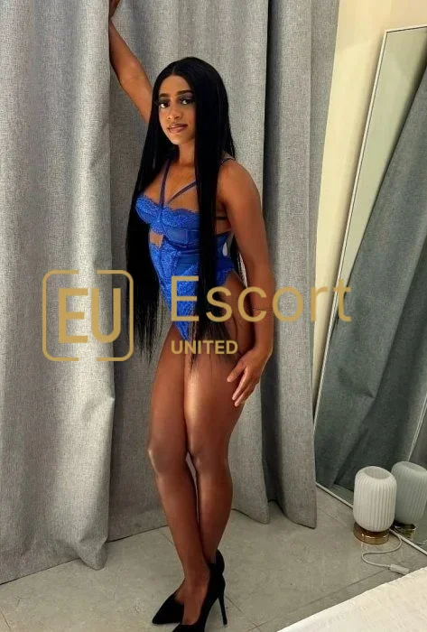 Ontmoet Nelly, escort dame in Dubai — foto 6