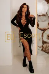 Ulyana, doamnă de escortă în Abu Dhabi, EAU — fotografia 4