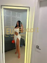 Avery, 28, female escort in Dubai — photo 5