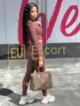 Vera, escort donna a Dubai — foto 6