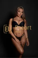 Laurem, escorte féminine à Dubaï — photo 6