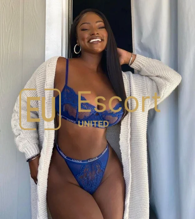 Cherry, 31, escorte féminine à Dubaï — photo 2